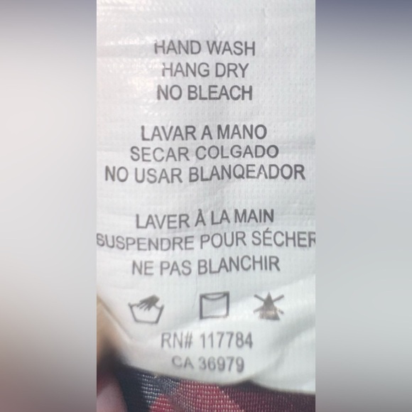 Rails Hunter Plaid Button Down White/Red/Blue Shirt Size medium. EUC - Picture 9 of 10